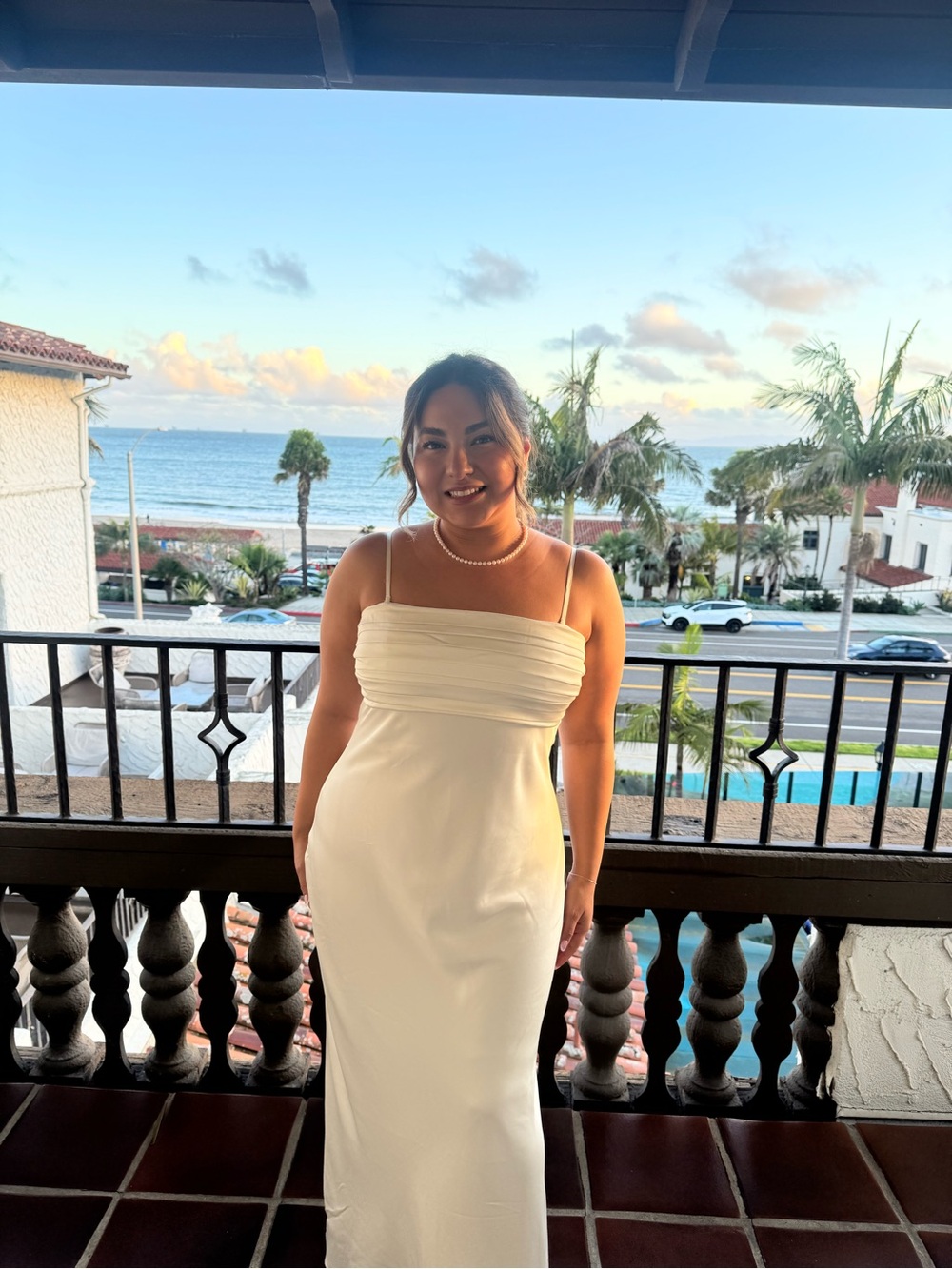Abercrombie & Fitch Cream Strapless Ruched Bodice Gown